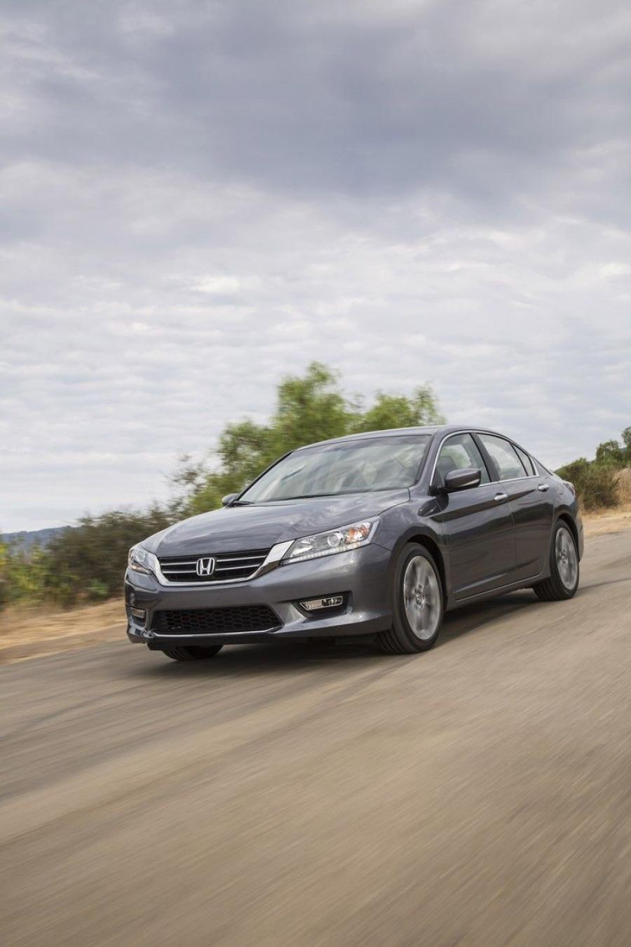  Honda Accord Sport Sedan 2013 года  (фото 137 из 147)